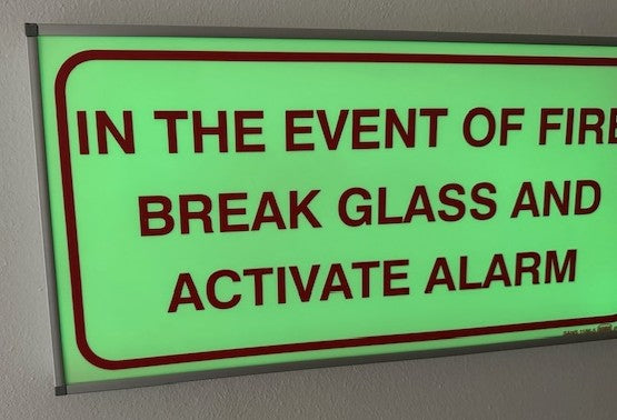 In the event of fire, break glass to activate| Safety Sign Online